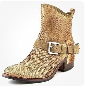 Donald J Pliner Wade Boots